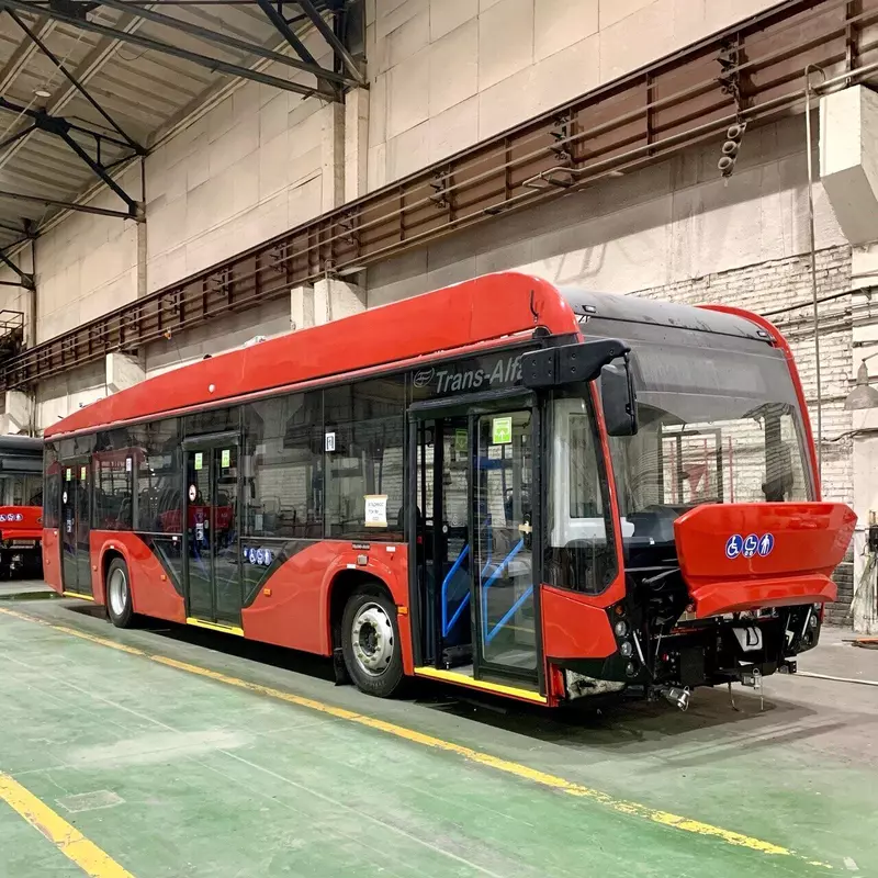 Пять новых троллейбусов вышли сегодня на маршруты во Владивостоке