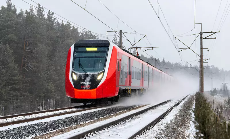 #2 для поста «спецтехника и логистика: Уральские локомотивы наращивают выпуск электропоезда Финист»