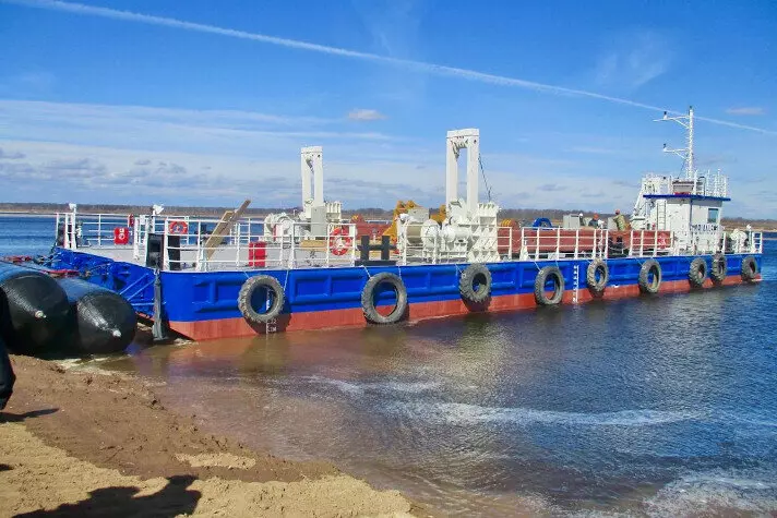 Состоялся спуск на воду судна проекта 9203