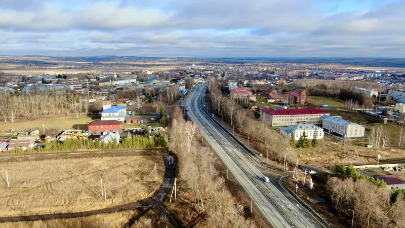 Изображение №2 для публикации «дорожное строительство: Более 360 км федеральных трасс Росавтодора расширили до четырех и шести полос движения в 2023 году»