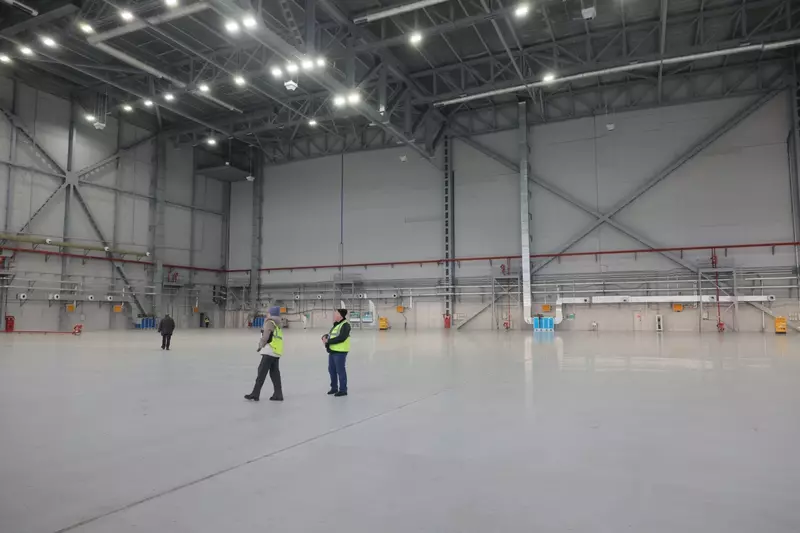 1 для поста «Авиация: Аэропорт Красноярска открыл круглогодичный ангар для обслуживания лайнеров»