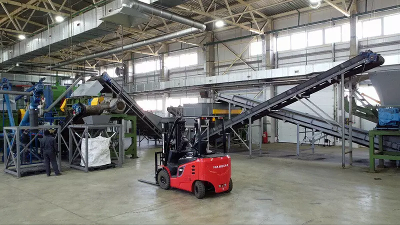 На Дальнем Востоке запустили в эксплуатацию комплекс по переработке автомобильных покрышек