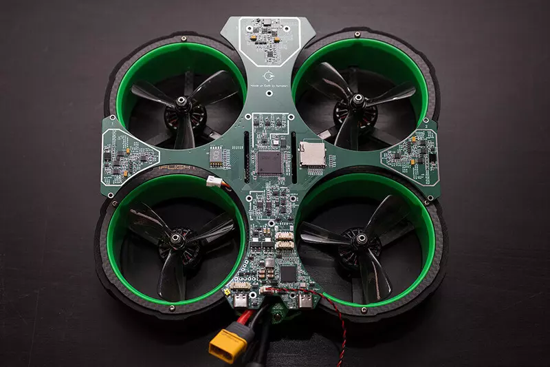 Изображение #2 для поста «НИОКРы: Российские инженеры создали систему локальной навигации для беспилотников»