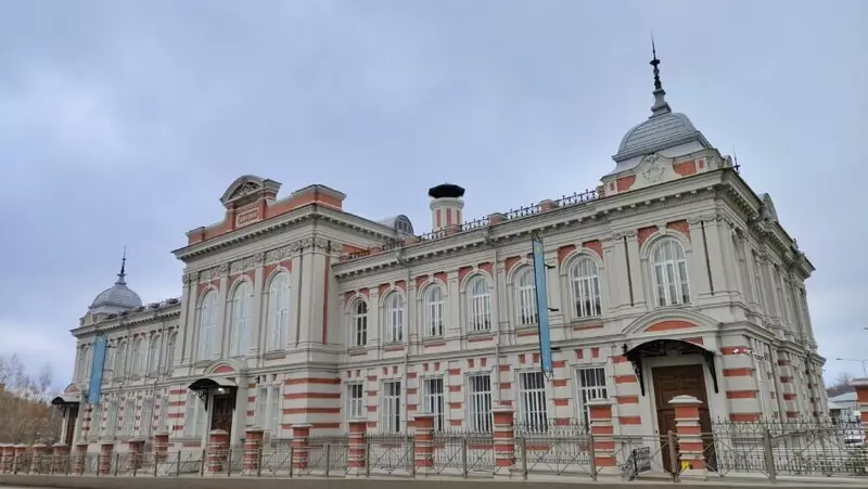 Изображение 1 для поста «Культура: В Казани Алафузовский театр полностью восстановили после пожара»