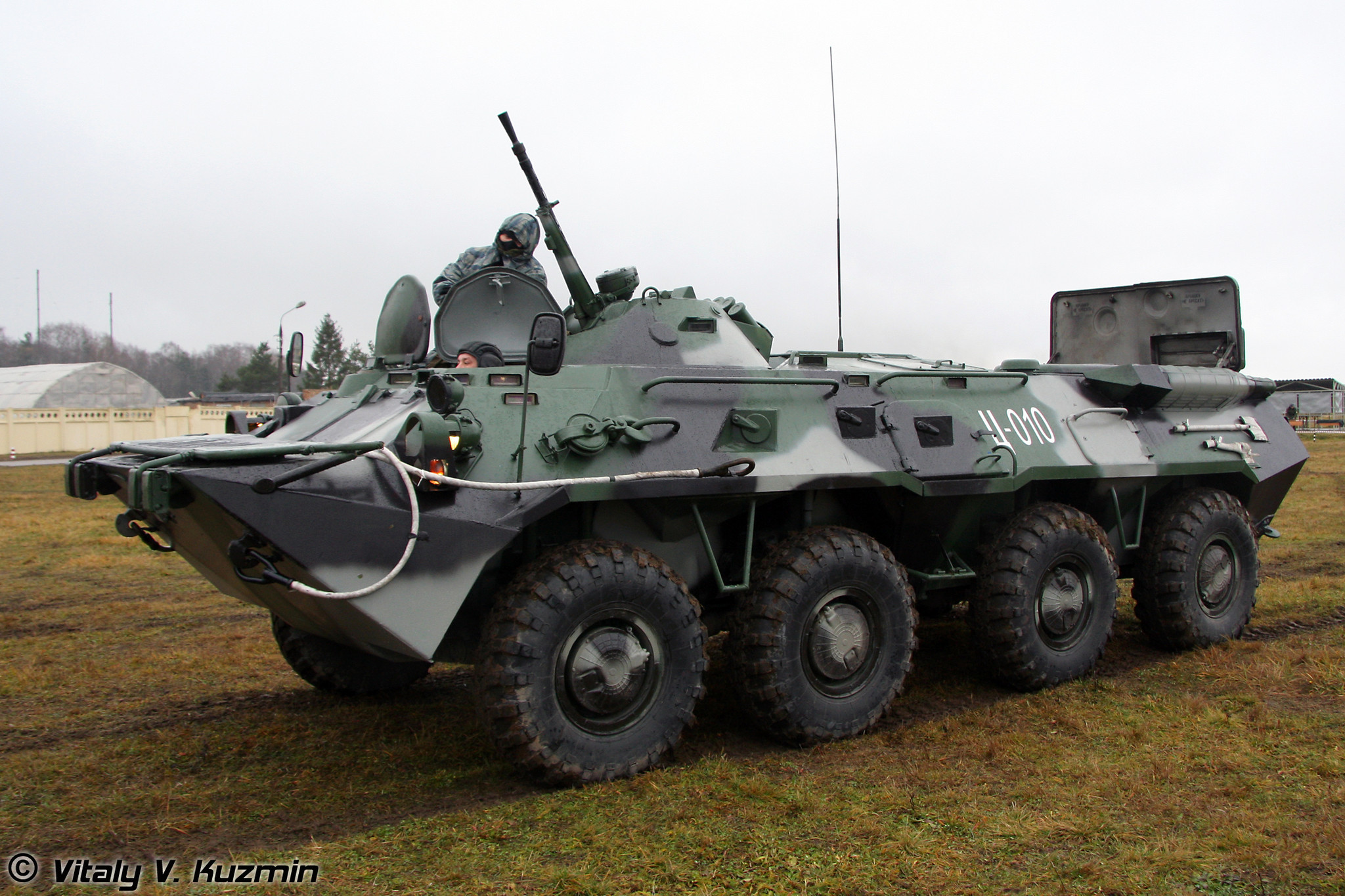«На военную базу РФ в Таджикистане поступили БТР-80» в блоге «Армия и .