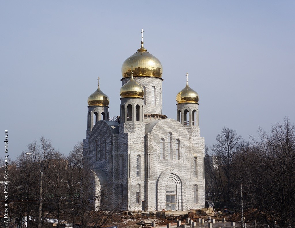 Храмы в центре москвы фото с названиями