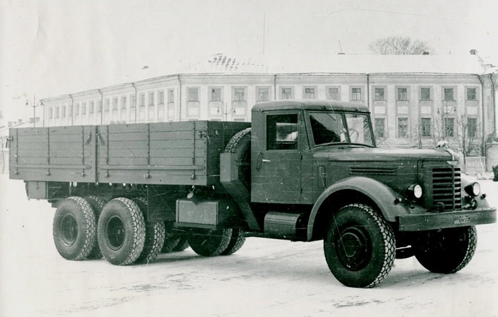 Ярославский автозавод, ЯАЗ, история ЯАЗ, ярославский грузовик, ЯМЗ, Ярославский моторный завод, Автодизель, ЯАЗ-210