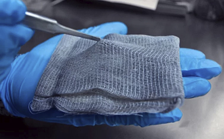 Хлопчатобумажная ткань с нанопокрытием из серебра. Источник фотографии: БФУ им. И. Канта