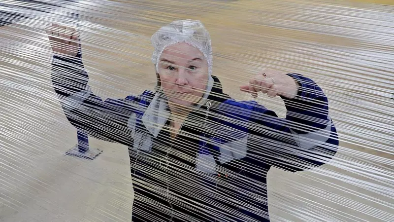 #1 для статьи «Новые заводы и цеха: В Петербурге запущена линия по выпуску высокомолекулярного полиэтилена»