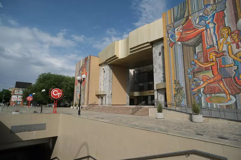 Волгоградский театр юного зрителя открылся после масштабной реконструкции