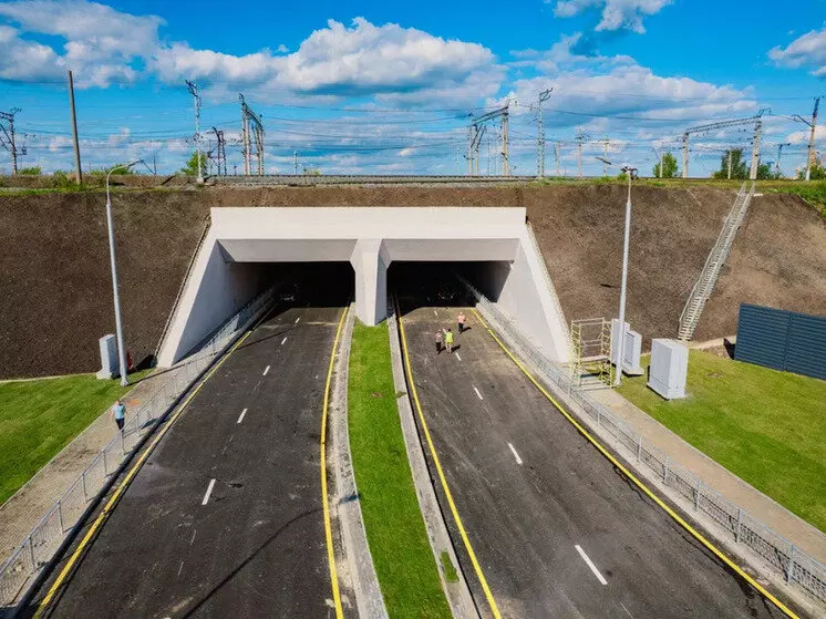 Картинка #1 для статьи «Дорожное строительство: В Перми открыли движение через новый тоннель»