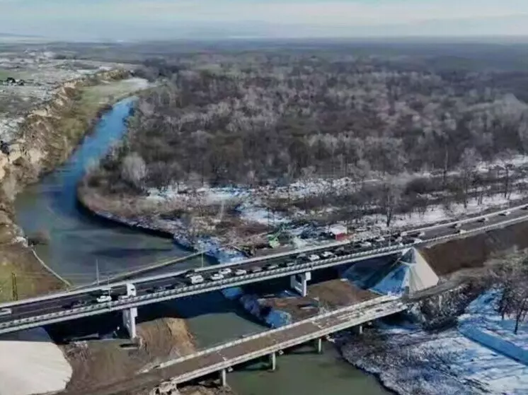 Фото №1 для публикации «Дорожное строительство: В Чечне открыли реконструированный мост»