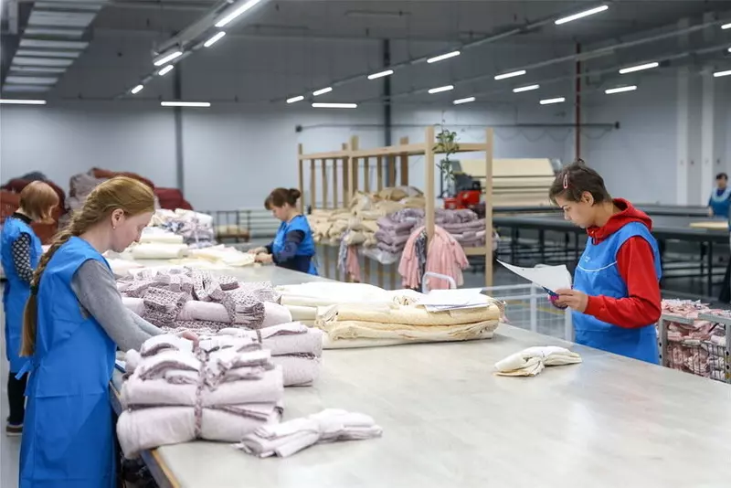 Иллюстрация №3 для статьи «Чувашия: В Чувашии на швейной фабрике Пике открыли новый раскройный цех»