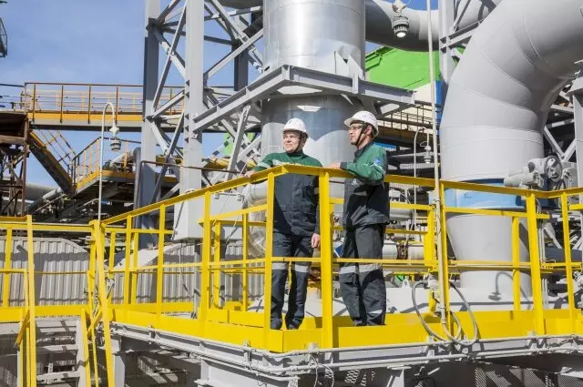 Иллюстрация #2 для новости «химическая промышленность: Фосагро запустила крупный комплекс по производству минеральных удобрений в Ленинградской области»