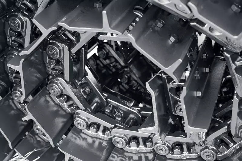 Изображение №6 для статьи «Южноуральское предприятие запустило производство премиальной линейки гусениц»