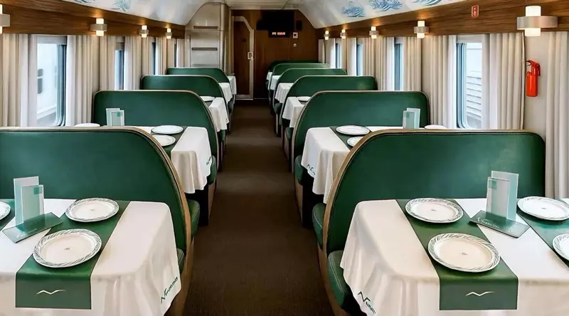 Изображение №4 для поста «ТМХ: Новый двухэтажный Буревестник больше удобств и скорость 160 км ч»