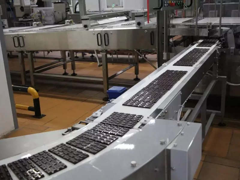 Иллюстрация №2 для «Московская область: На егорьевской кондитерской фабрике в Подмосковье открыта линия по выпуску пористого шоколада»