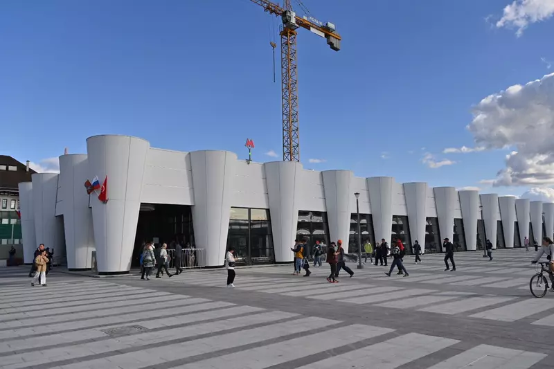 Изображение #15 для новости «В Москве открыли самую северную станцию метро Физтех а также Яхромскую и Лианозово»