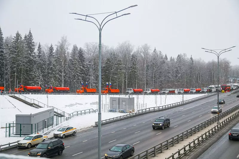 Картинка 3 для статьи «Открыто движение на новом участке у 53 го км Киевского шоссе в Москве»