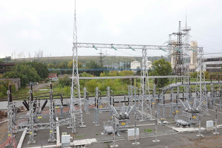 На ЕВРАЗ ЗСМК в опытно-промышленную эксплуатацию введена новая электроподстанция