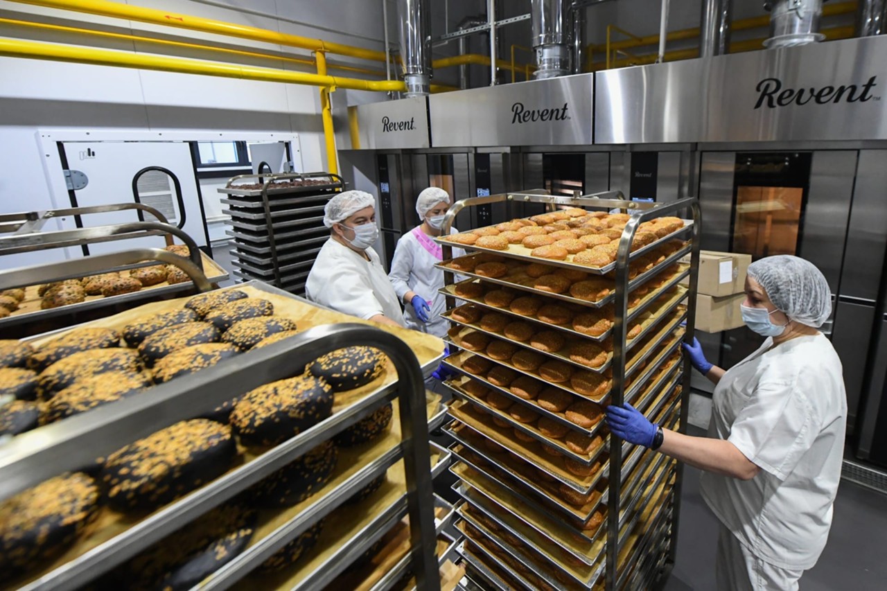 Крупнейшее в России производство хлебобулочных изделий без глютена открыто в Подмосковье
