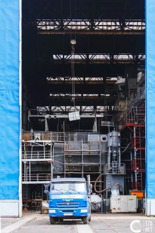 Иллюстрация #2 для новости «Красное Сормово: Готовность круизного лайнера Николай Жарков превысила 56»