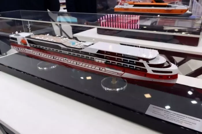 #1 для «Судостроение и судоходство : Готовность круизного лайнера Николай Жарков превысила 56»