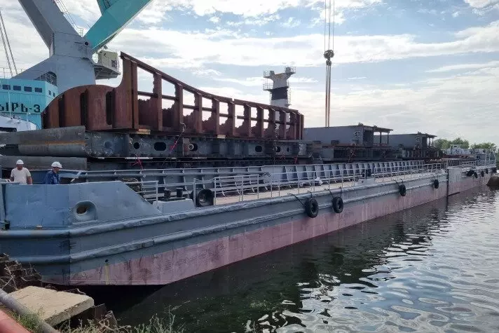 Астраханские заводы ОСК строят контейнеровозы методом распределенной верфи