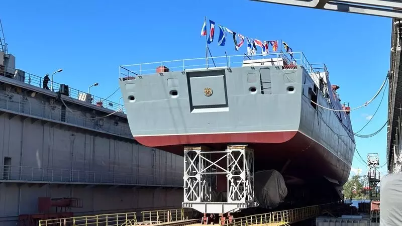 На СЗ Северная верфь спущен на воду фрегат Адмирал Амелько проекта 22350