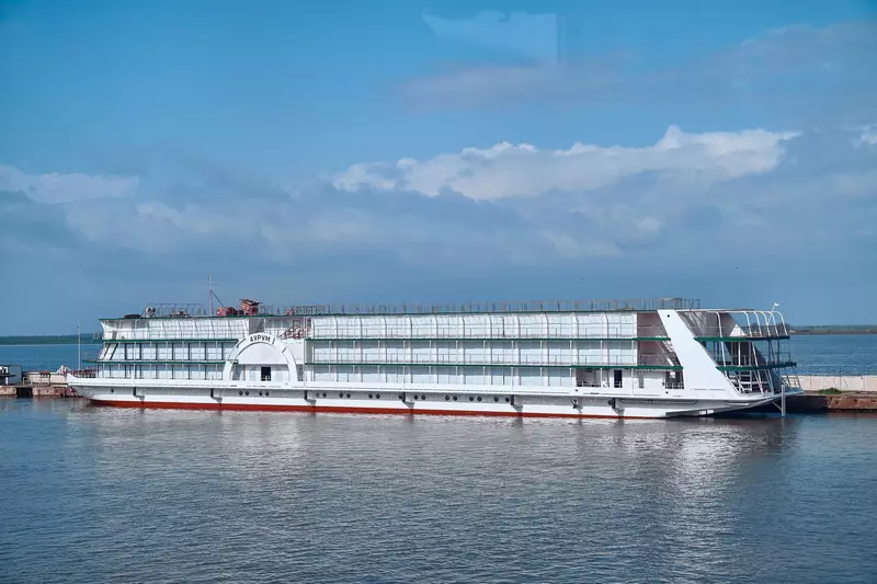 СЗ Лотос передал заказчику колесный теплоход Аурум проекта ПКС 180