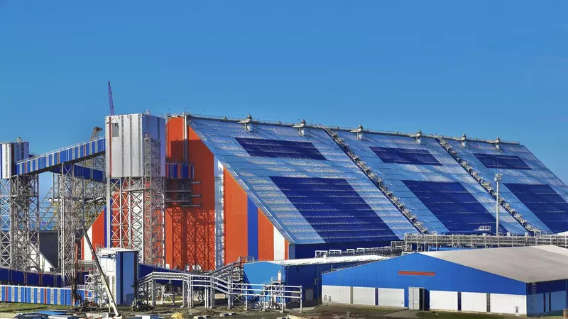 Картинка #1 для поста «Транспорт: В порту Тамань запустили перевалку комовой серы»