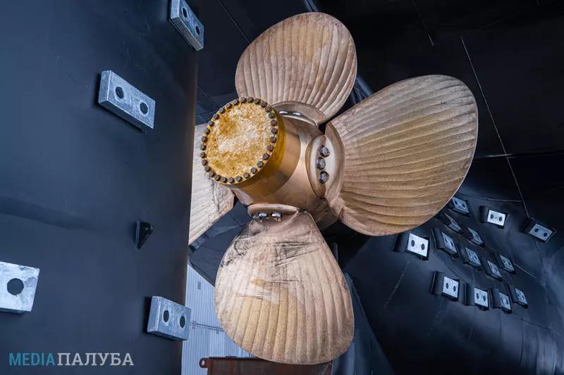 Картинка 4 для публикации «Завод: Как проходил спуск на воду краболова Капитан Егоров проекта 5712»