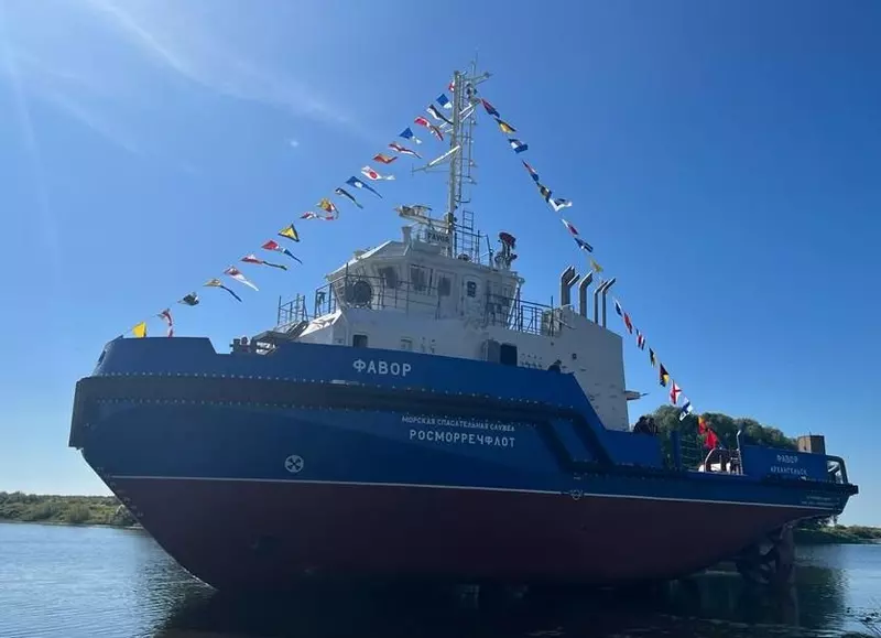 На СЗ Окская судоверфь спущен на воду буксир Фавор проекта Е025