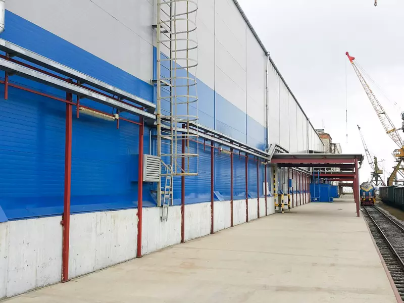 2 для новости «Находкинский морской рыбный порт: В Находкинском морском рыбном порту введен в эксплуатацию новый холодильный комплекс»