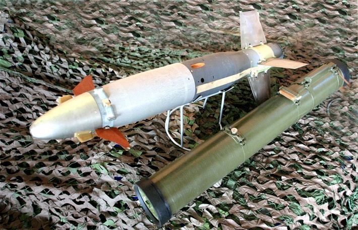 Ракета 9М133 противотанкового комплекса большой дальности "Корнет-Э"