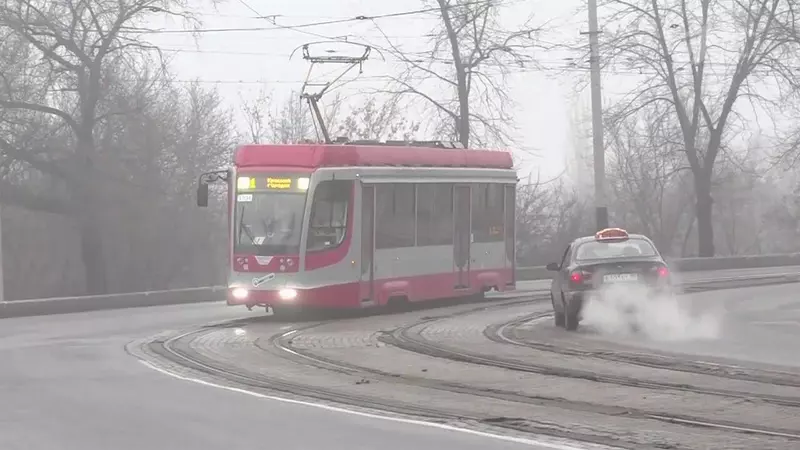 1 для новости «Транспорт: В Енакиево Донецкой Народной Республики на маршруты вышли новые трамваи»