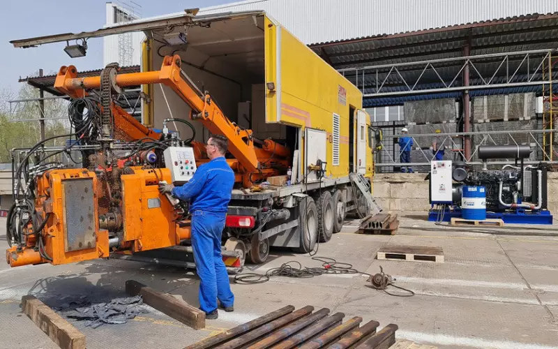 Дизельная электростанция ТСС в составе мобильного комплекса для контактной сварки рельсов