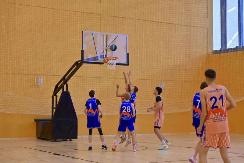 Фото №3 для статьи «стадион: В столице Прикамья состоялось открытие стадиона Юность»