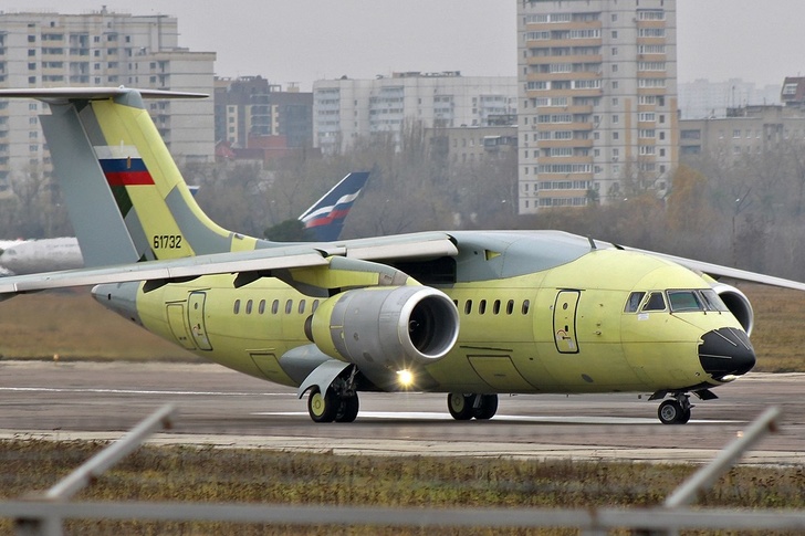Ан-148-100E