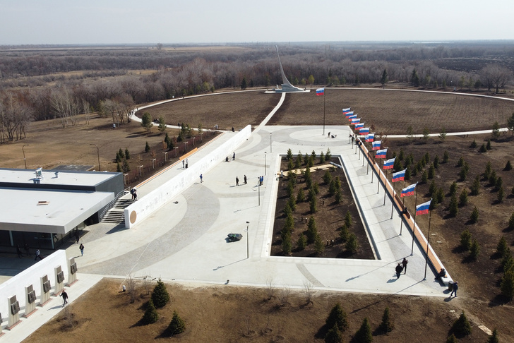 Парк покорителей космоса саратов фото