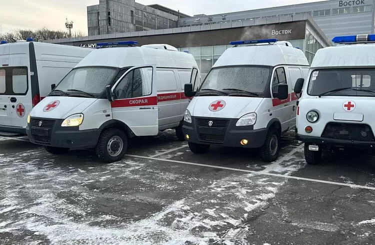 #4 для статьи «Тульская область: В регионы РФ в конце декабря 2023 года поступили новые школьные автобусы и машины СМП»