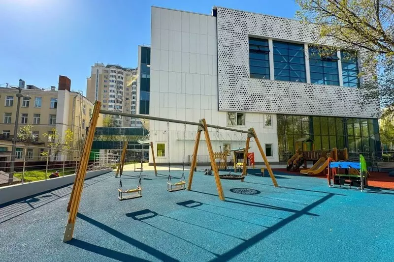 10 для публикации «В Москве открылся спортивный комплекс в школе интернате 1»