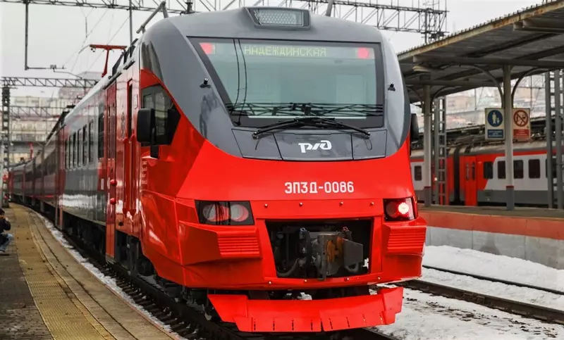 Иллюстрация 2 для новости «спецтехника и логистика: Новая восьмивагонная электричка серии ЭП3Д вышла на маршрут в Приморье»