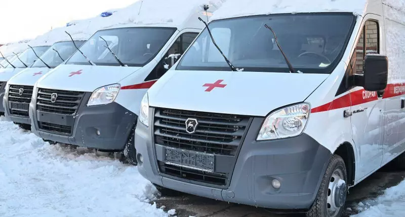 Фото 3 для публикации «Тверская область: В регионы РФ в конце декабря 2023 года поступили новые школьные автобусы и машины СМП»