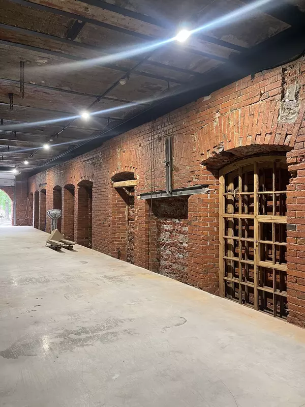 Иллюстрация №5 для «Москва: Мануфактура фабрика в Москве»