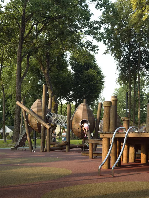 Иллюстрация #14 для публикации «Парк Света в Калининградской области»