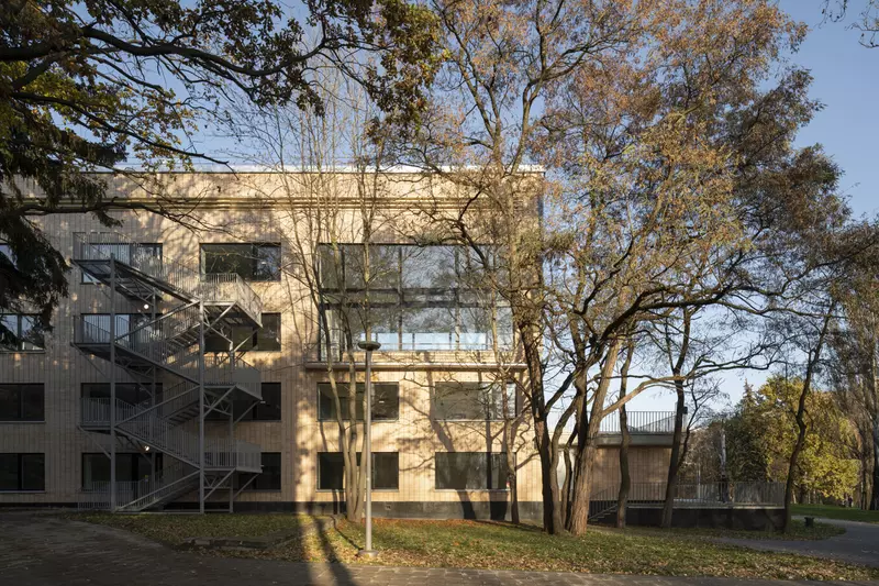 #51 для «Реставрация Дворца пионеров на Воробьевых горах»