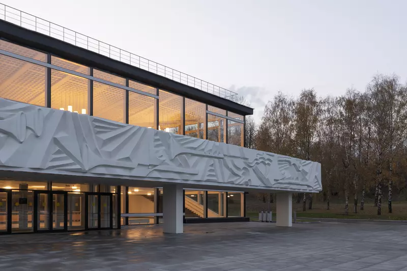 Фото №18 для новости «Реставрация Дворца пионеров на Воробьевых горах»