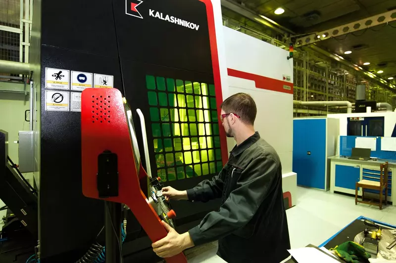 Калашников увеличивает выпуск станков