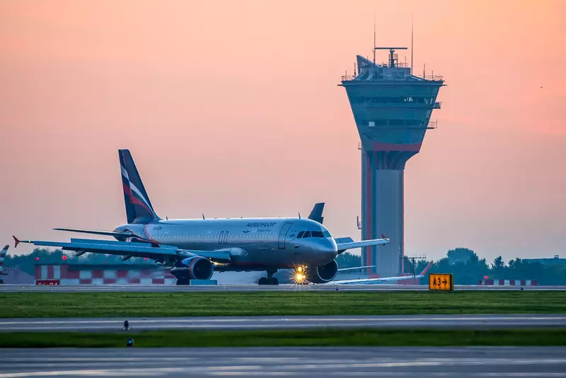 Картинка №1 для «Авиация: Ростех перевел центры организации воздушного движения на отечественные разработки»